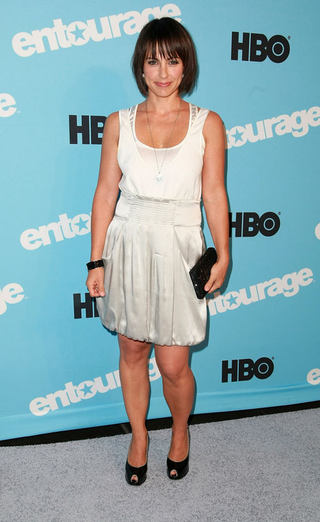 Illustration for article titled Lotsa White After Labor Day At The Entourage Premiere